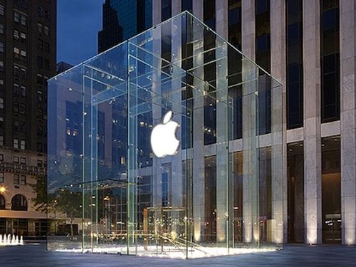 苹果在线商店开始维护，iPhone 12/Pro 今晚 8 点开启预购