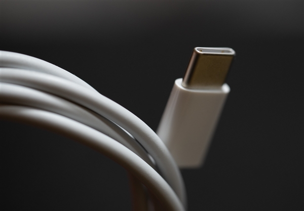供应商爆料：苹果 iPhone 13 将换用 USB-C 接口